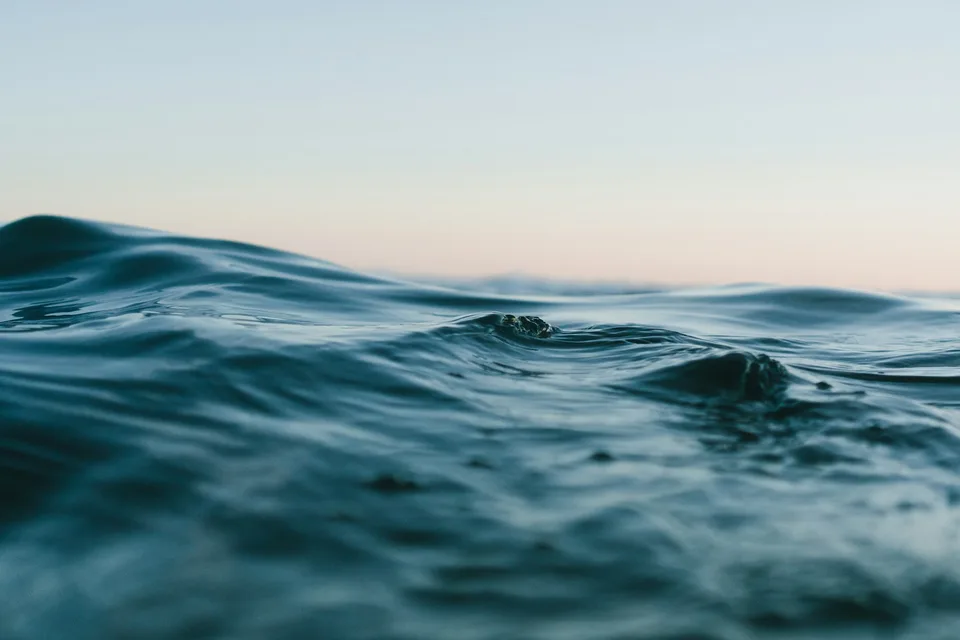 Demo image: Waves on open water. Placeholder for the MADEIRA album.